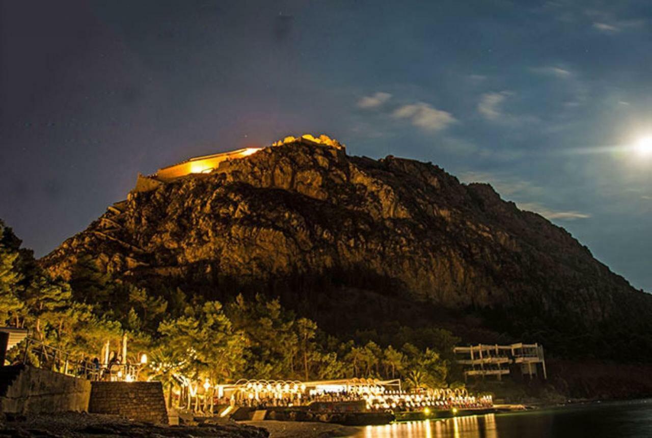 Boem Villa In Nafpliο เนอากิออส ภายนอก รูปภาพ